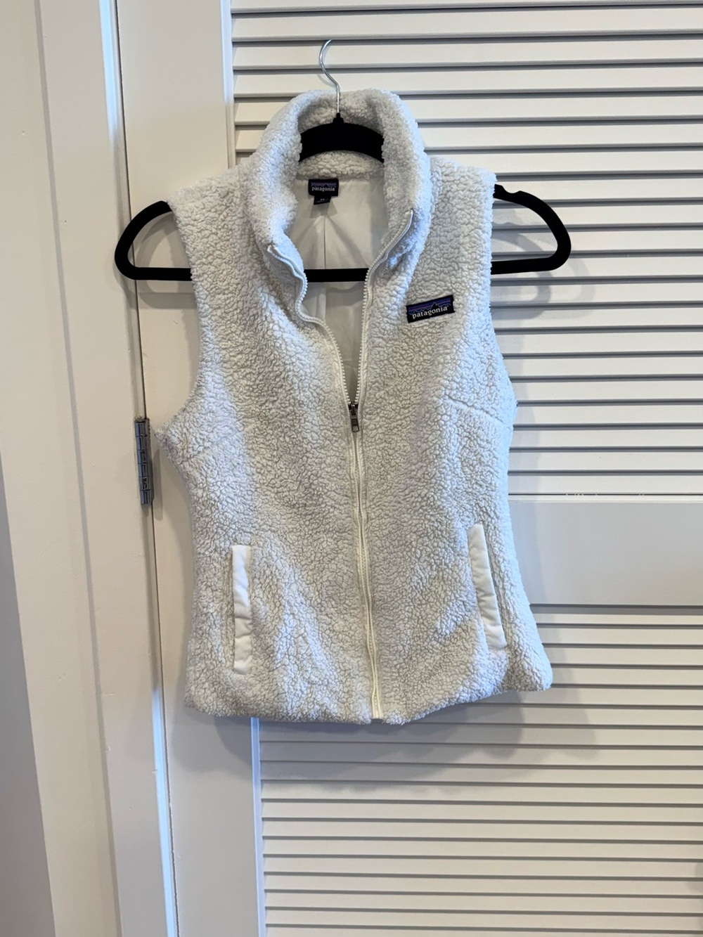 Patagonia Off-White Sherpa Fleece Vest